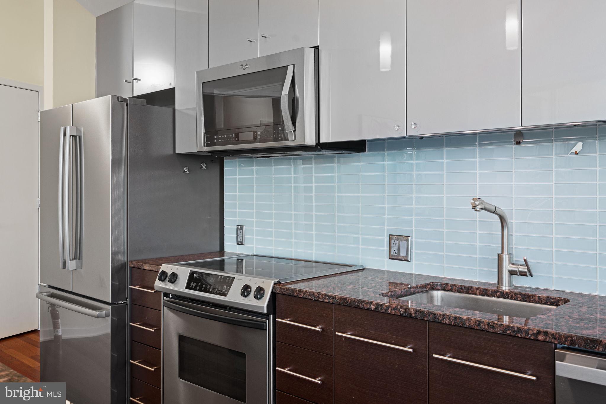 2101 MARKET STREET 302