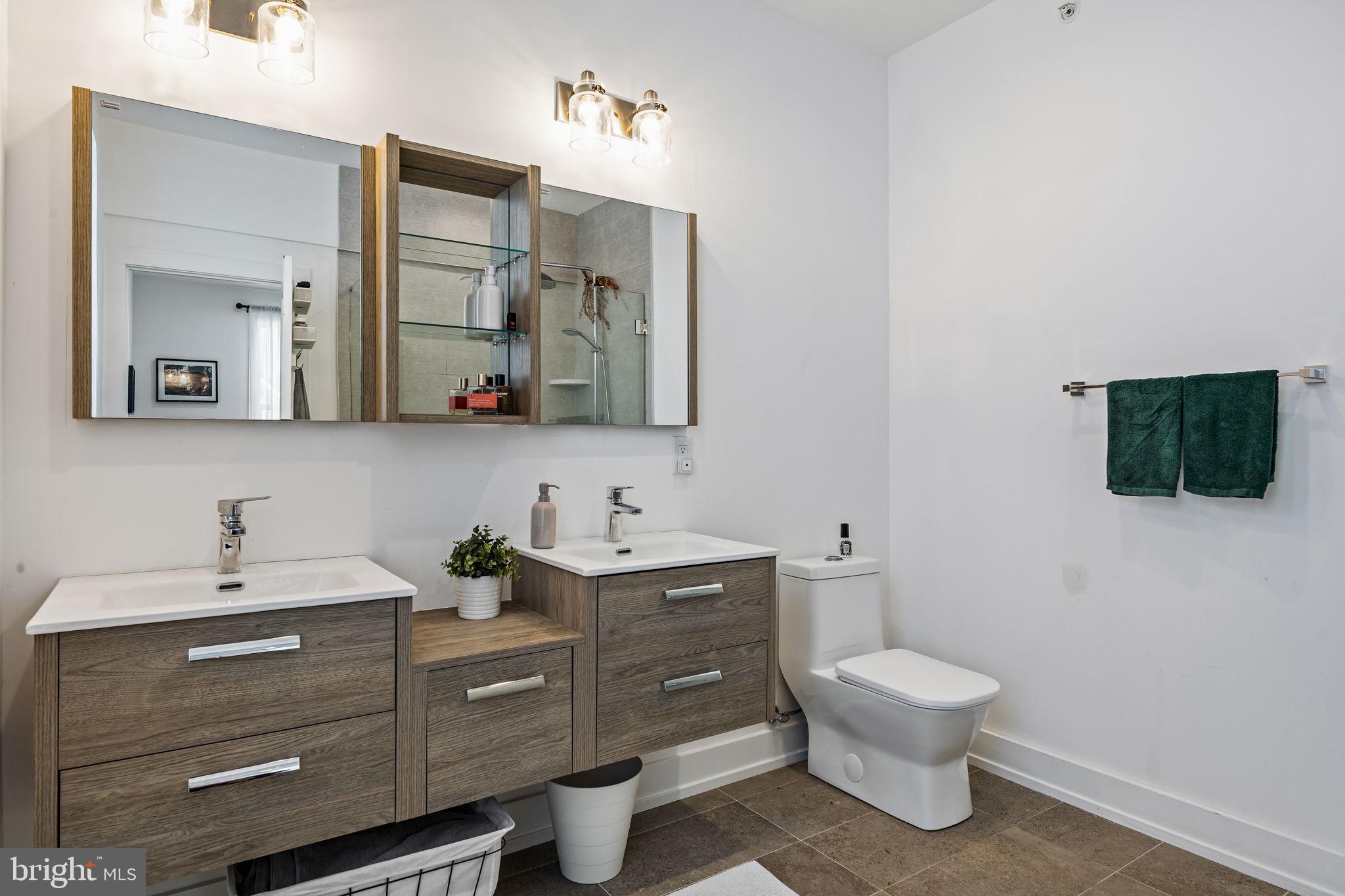 6707 CINNAMINSON COURT