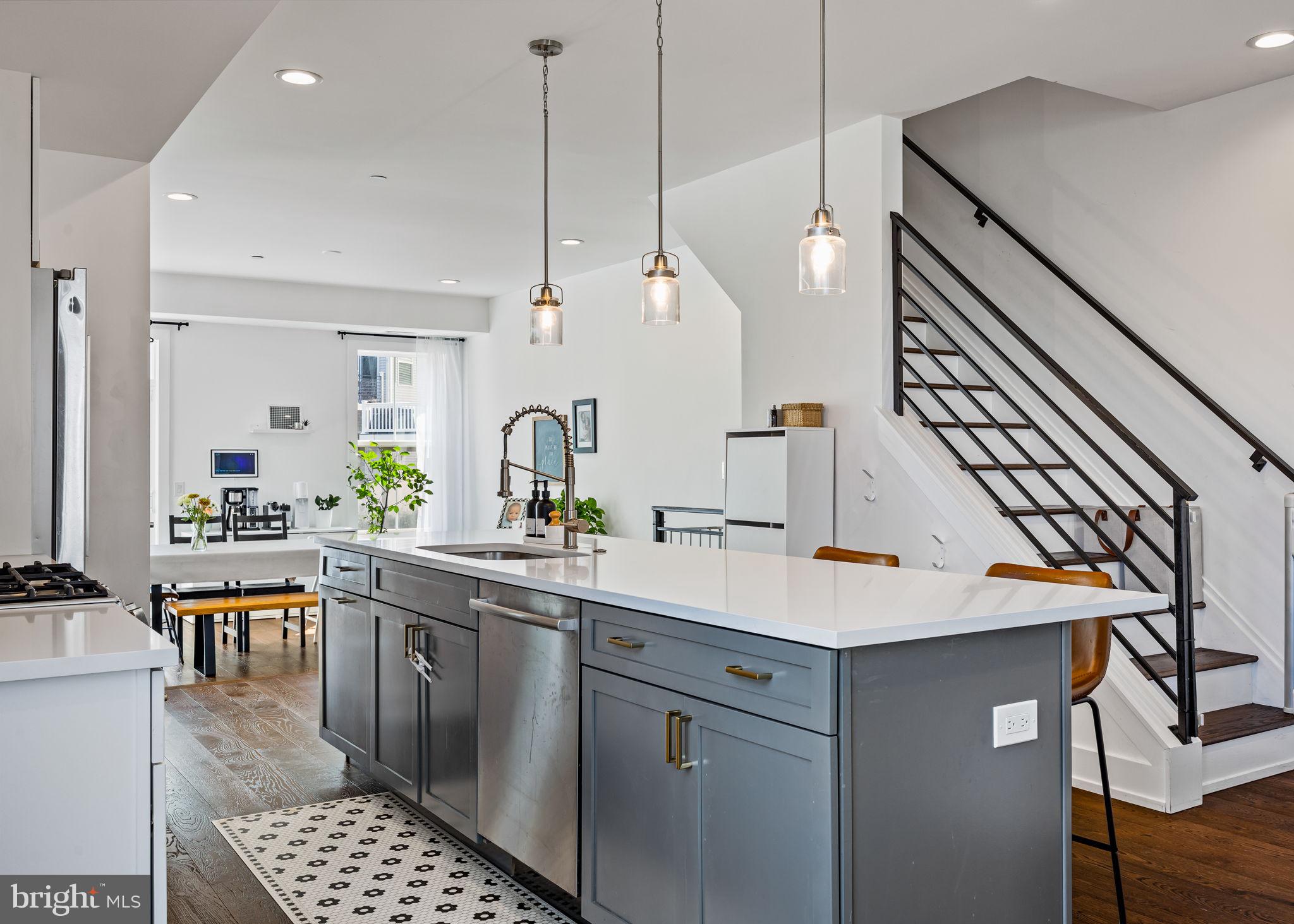 6707 CINNAMINSON COURT