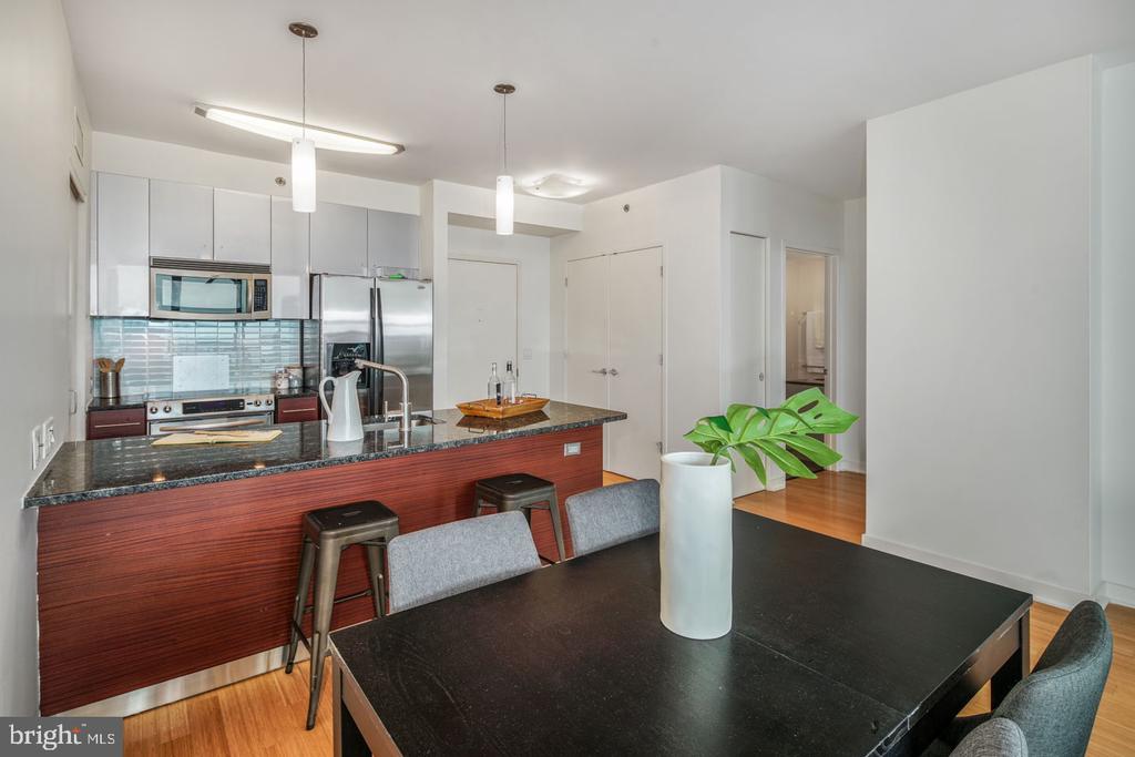 2101 MARKET STREET 2405