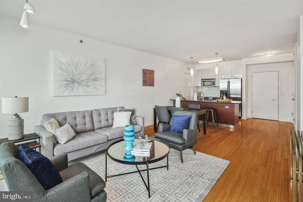 2101 MARKET STREET 2405