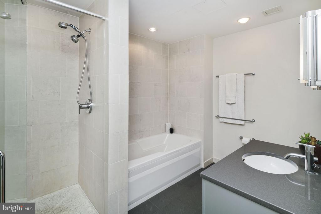 2101 MARKET STREET 2405