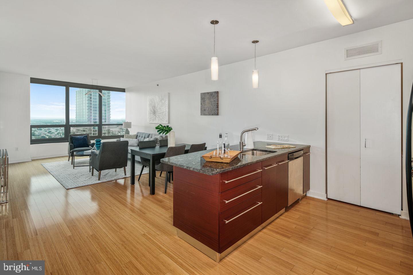 2101 MARKET STREET 2405