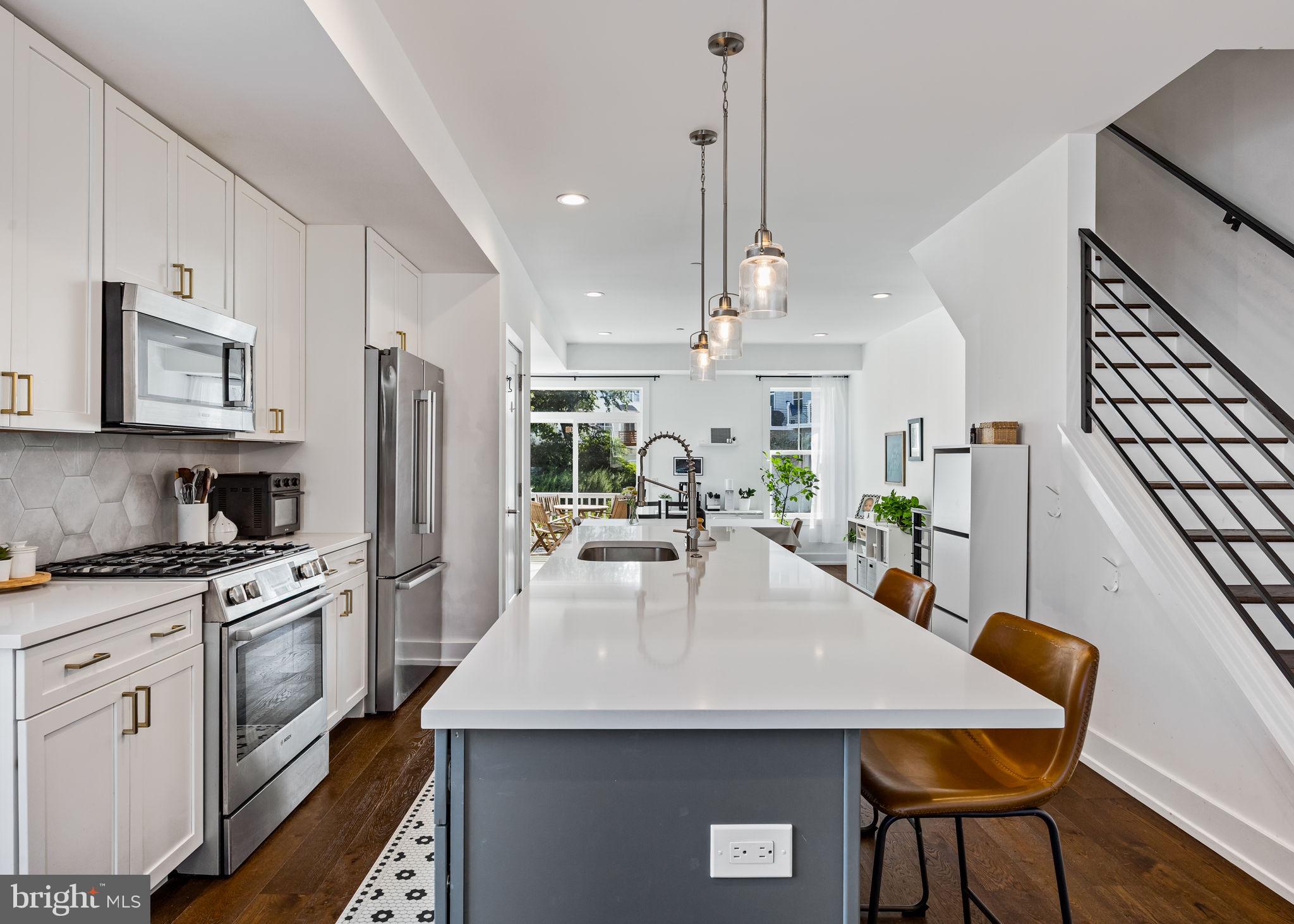 6707 CINNAMINSON COURT