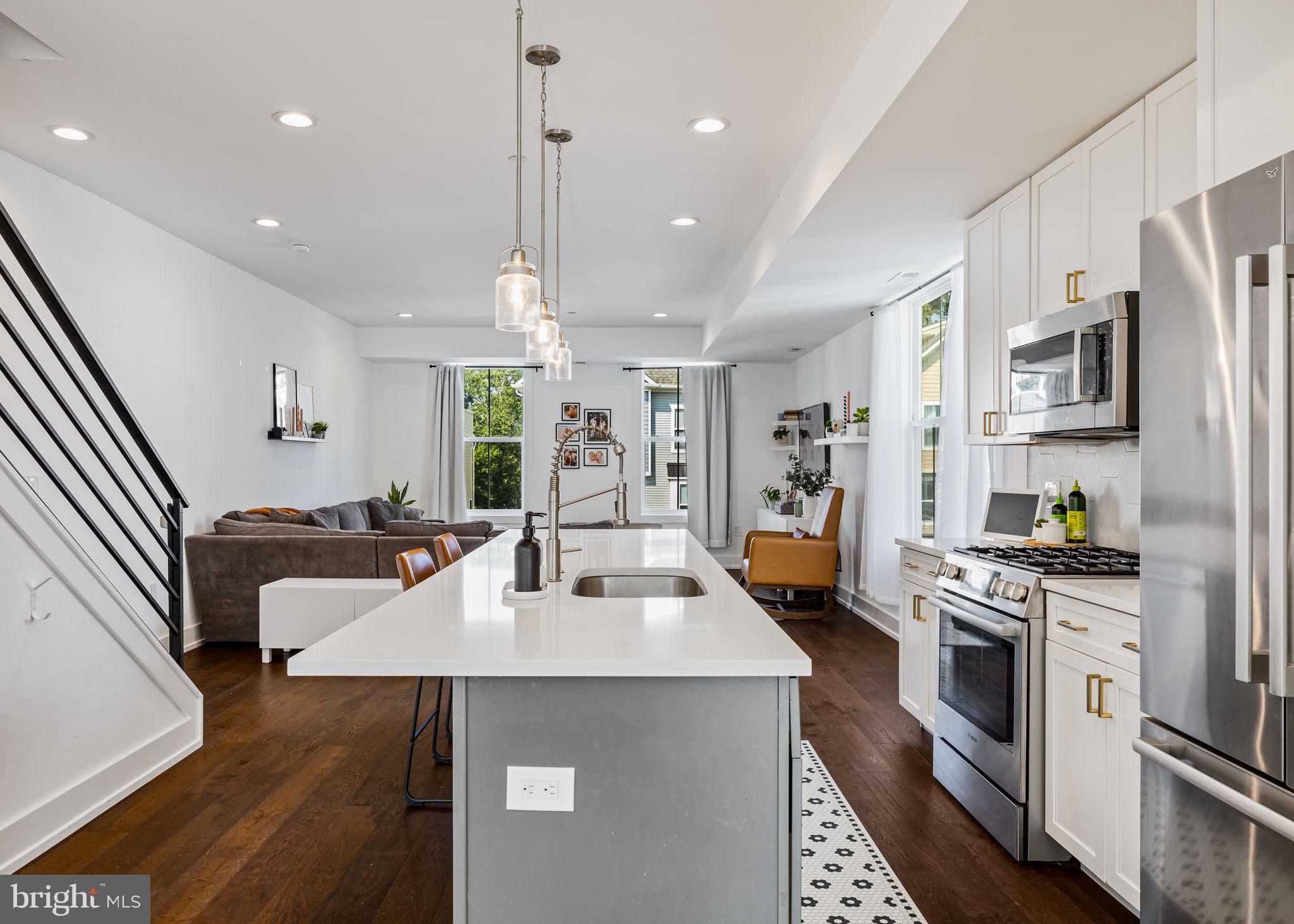 6707 CINNAMINSON COURT