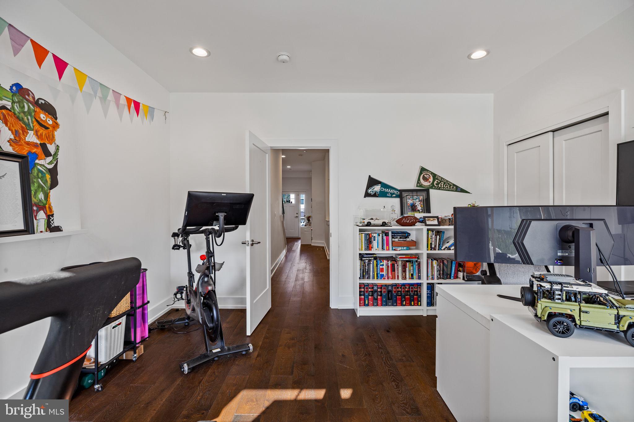 6707 CINNAMINSON COURT