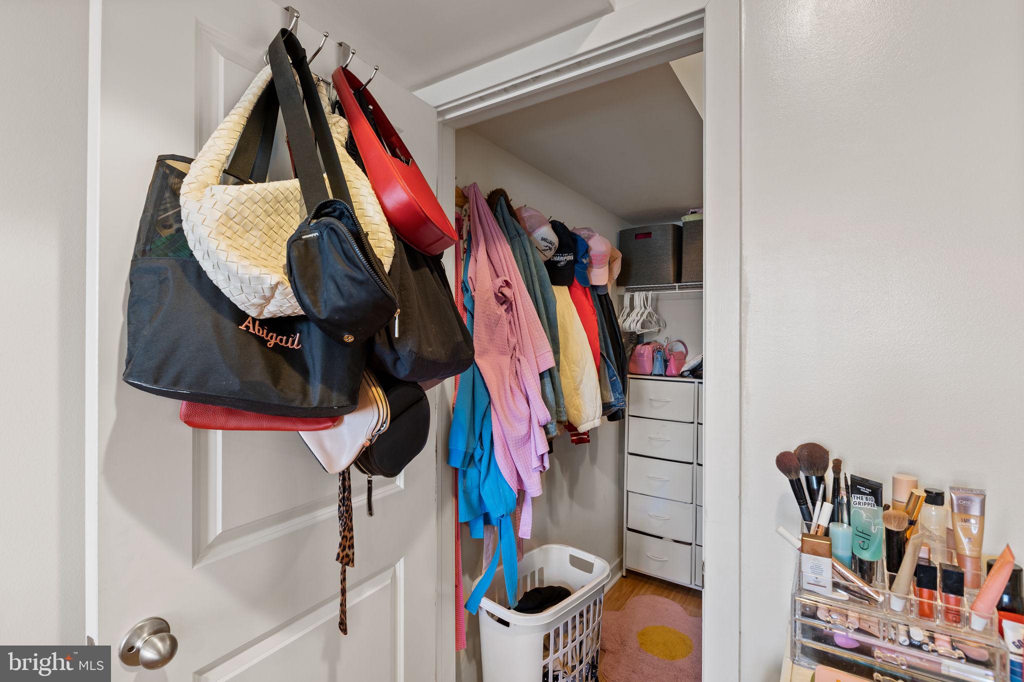 1307 S HANCOCK STREET