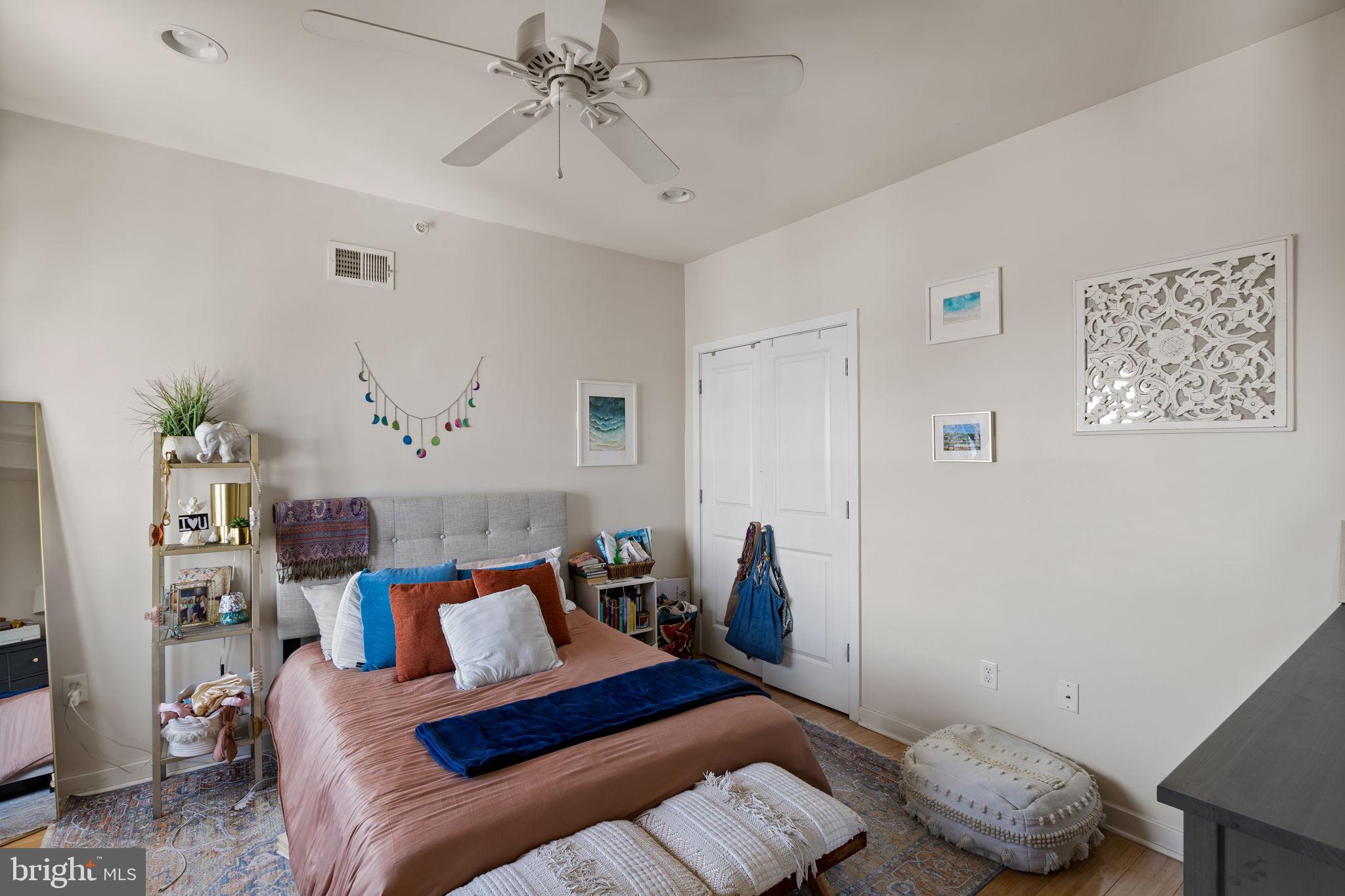 1307 S HANCOCK STREET