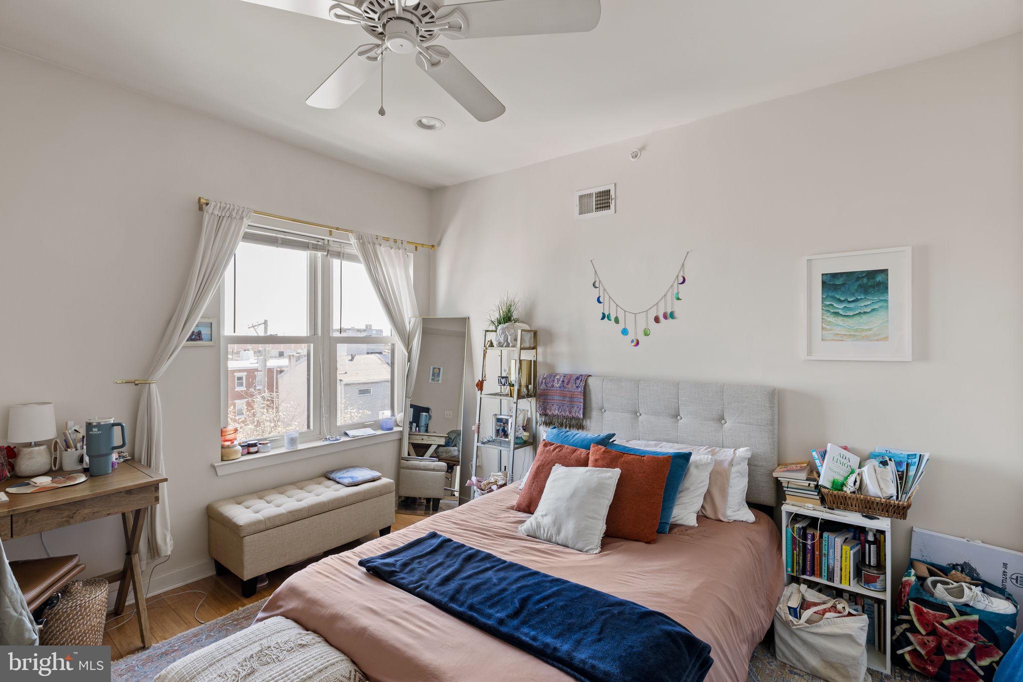 1307 S HANCOCK STREET