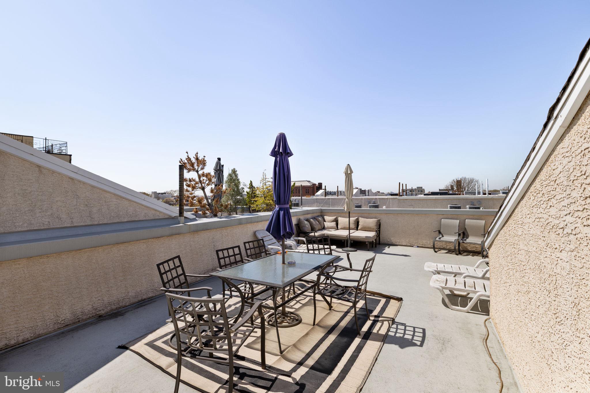 1307 S HANCOCK STREET