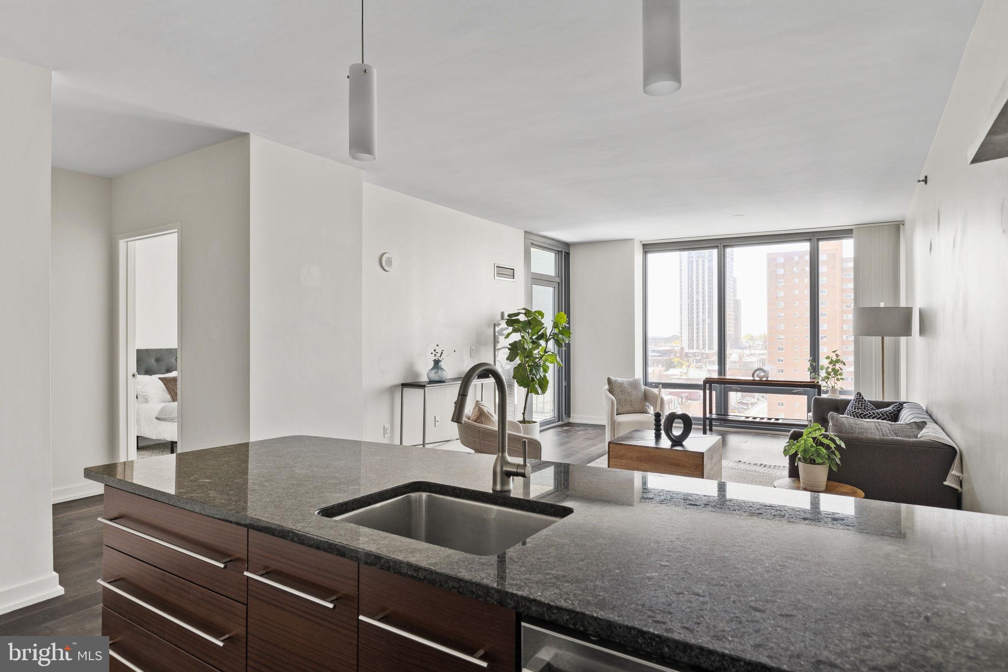 2101 MARKET STREET 00 805