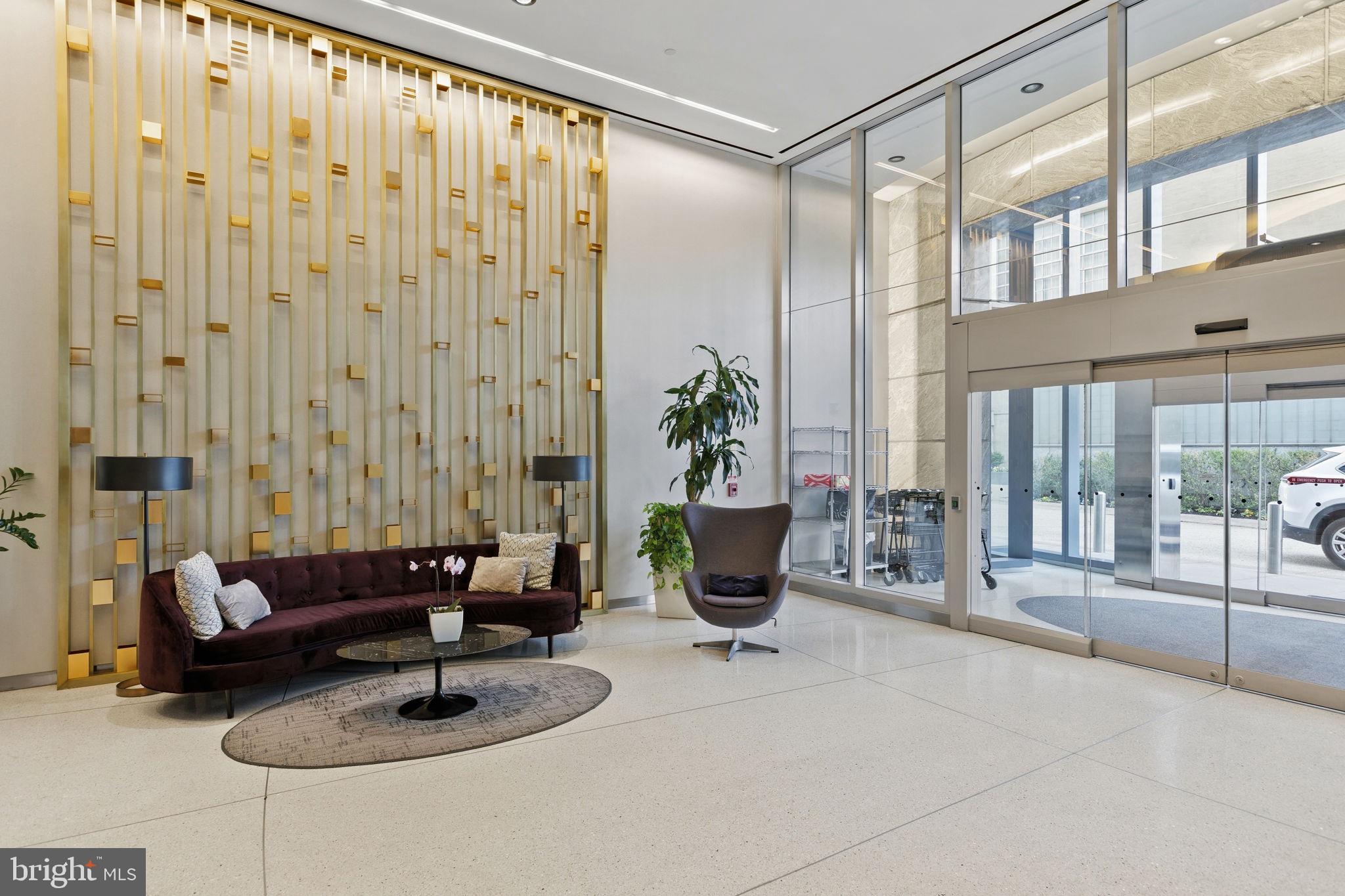 2101 MARKET STREET 00 805