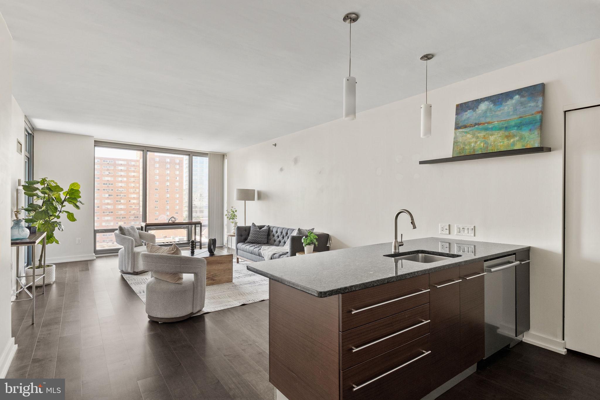 2101 MARKET STREET 00 805