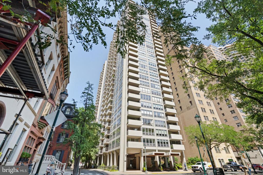 226 W RITTENHOUSE SQUARE Unit: 416