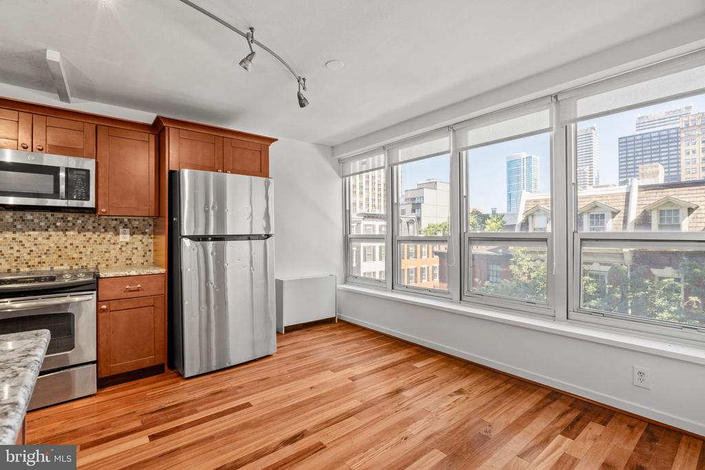 226 W RITTENHOUSE SQUARE Unit: 416