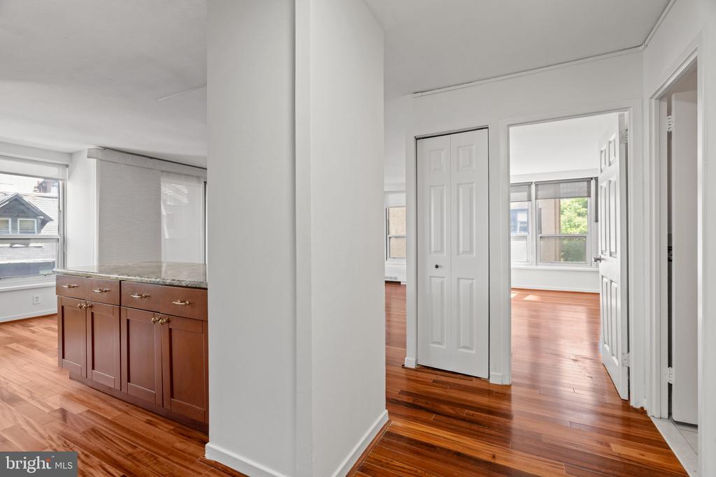 226 W RITTENHOUSE SQUARE Unit: 416