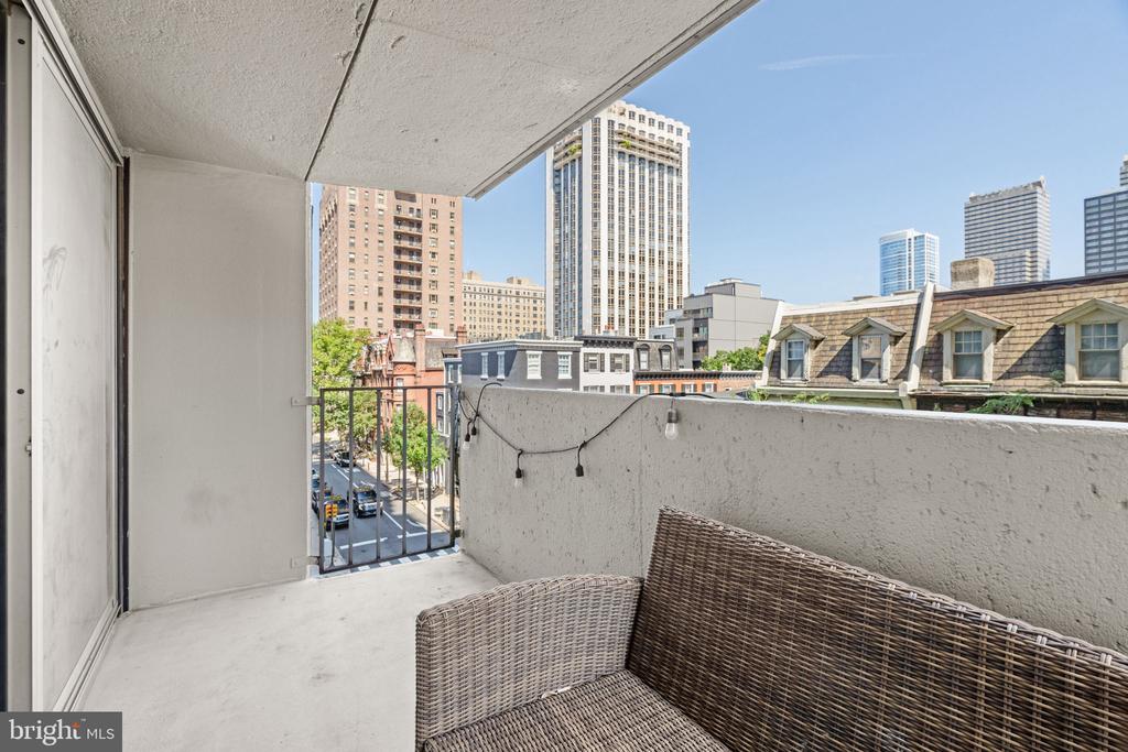 226 W RITTENHOUSE SQUARE Unit: 416