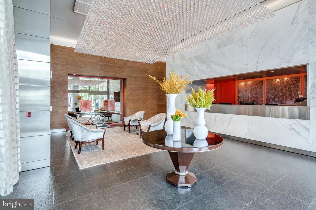 1414 S PENN SQUARE Unit: 15DC