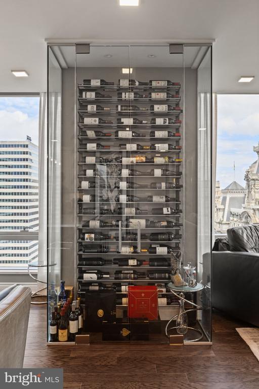 1414 S PENN SQUARE Unit: 15DC