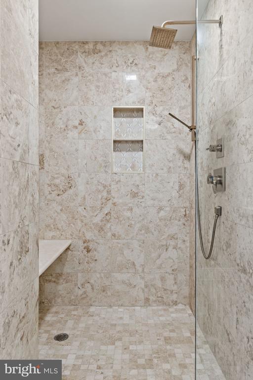 1414 S PENN SQUARE Unit: 15DC