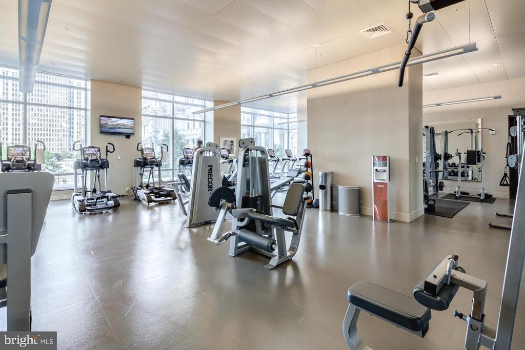 1414 S PENN SQUARE Unit: 15DC