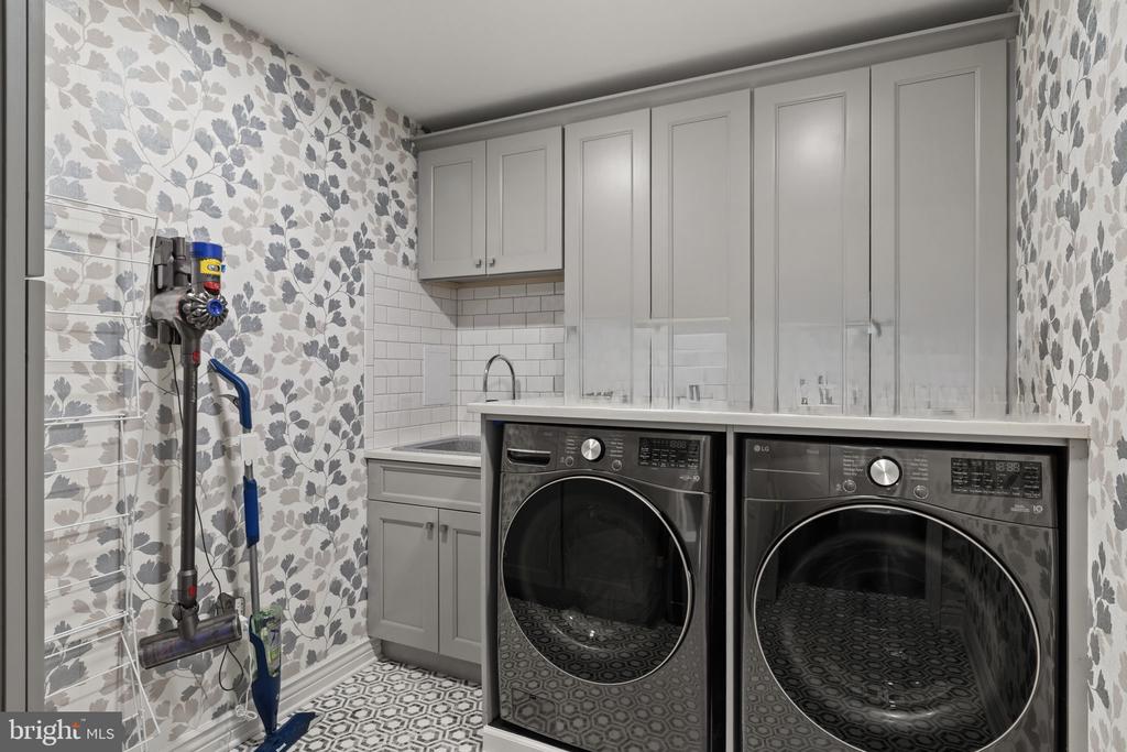 1414 S PENN SQUARE Unit: 15DC