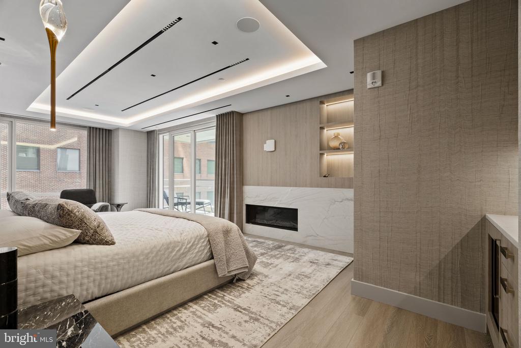500 WALNUT STREET Unit: 1101/02