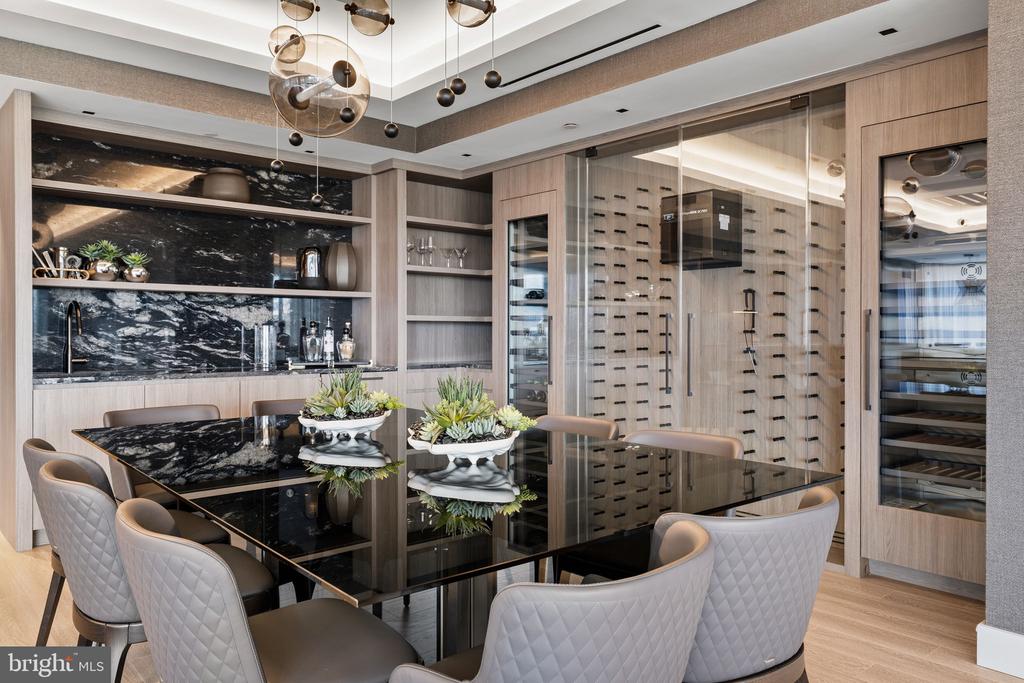 500 WALNUT STREET Unit: 1101/02