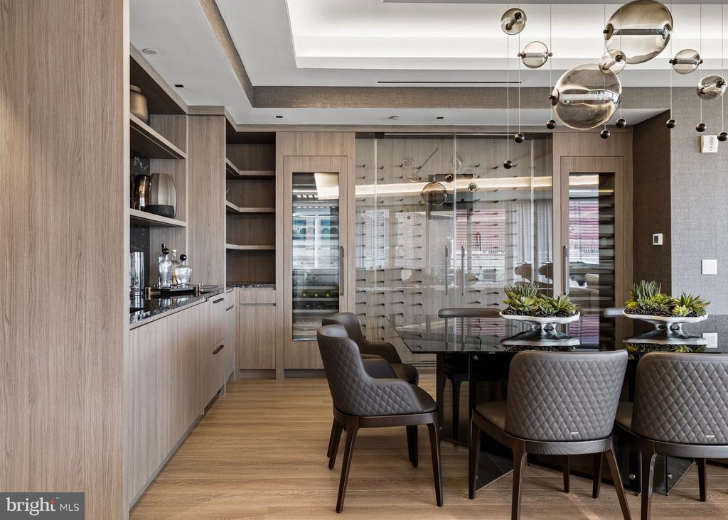500 WALNUT STREET Unit: 1101/02
