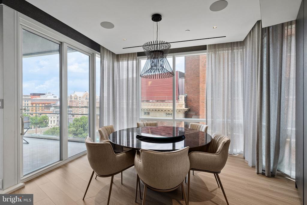 500 WALNUT STREET Unit: 1101/02