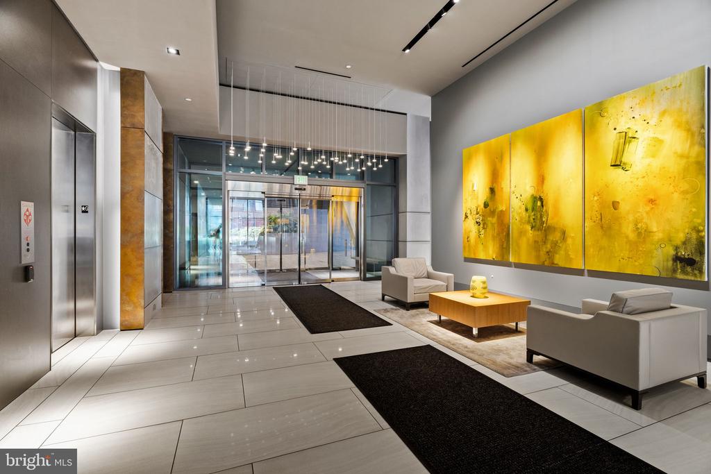 500 WALNUT STREET Unit: 1101/02