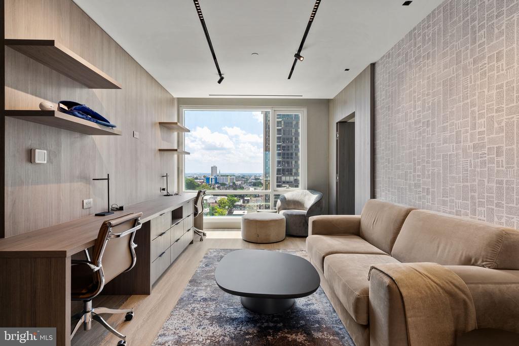 500 WALNUT STREET Unit: 1101/02