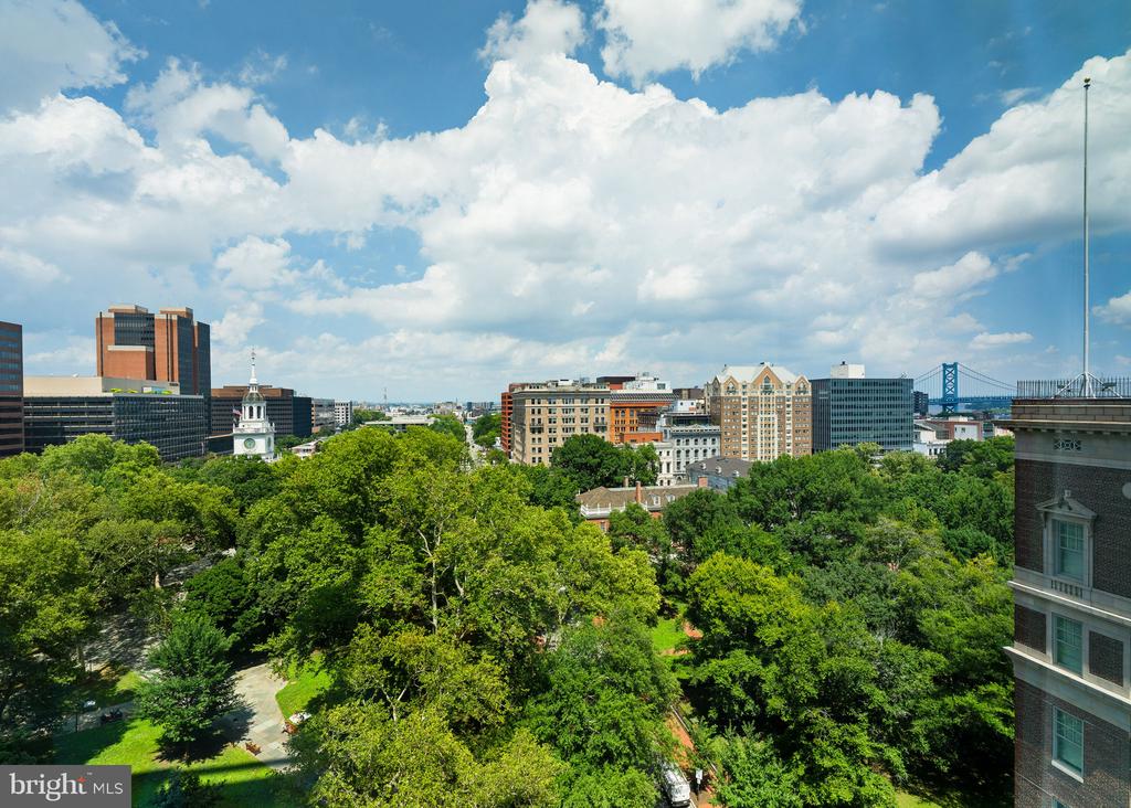 500 WALNUT STREET Unit: 1101/02