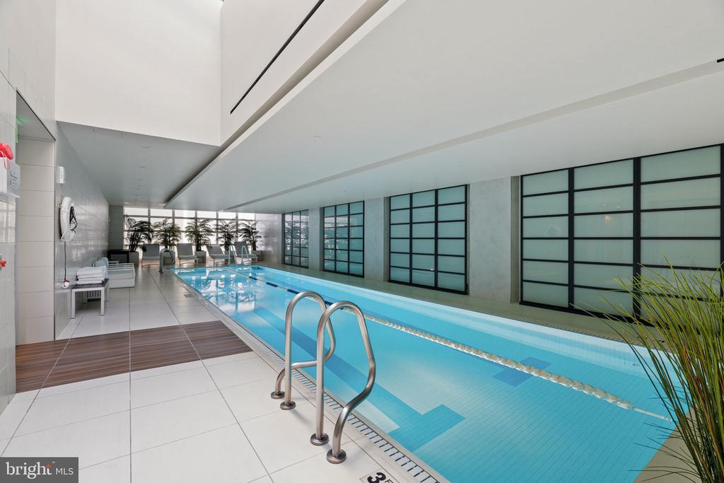 500 WALNUT STREET Unit: 1101/02