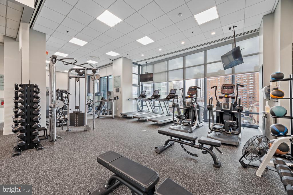 2101 MARKET STREET Unit: 3408