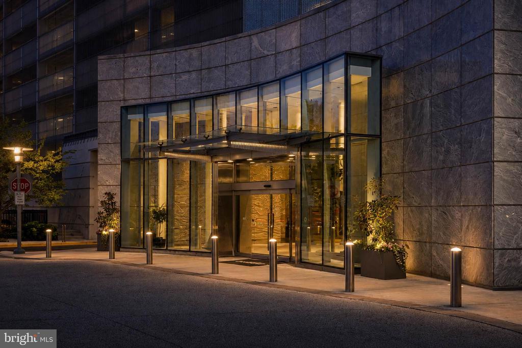 2101 MARKET STREET Unit: 3408