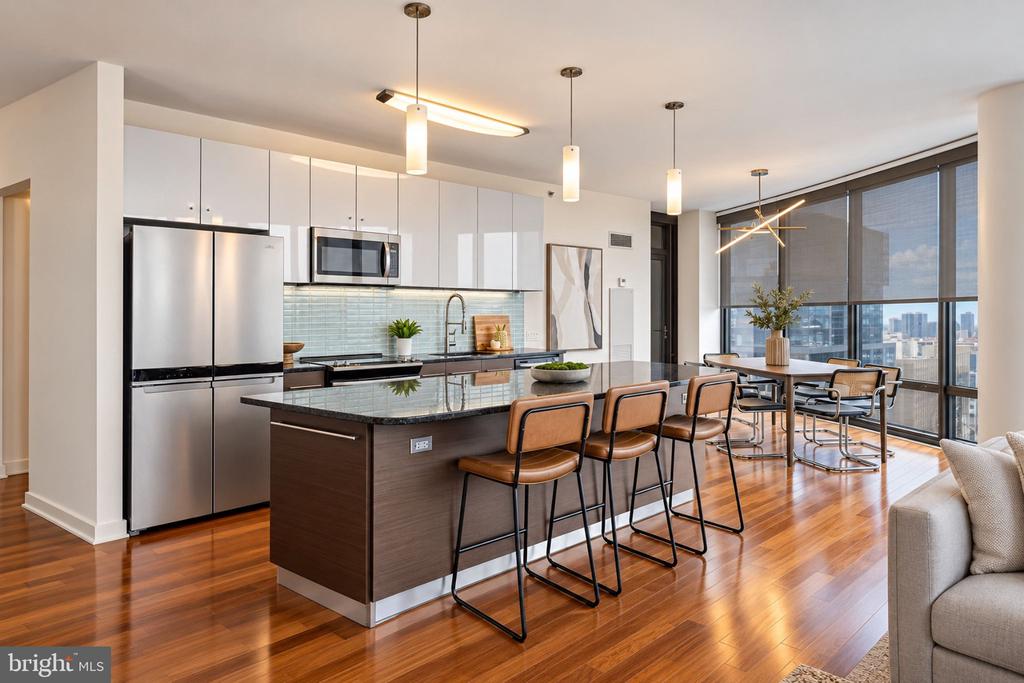 2101 MARKET STREET Unit: 1702