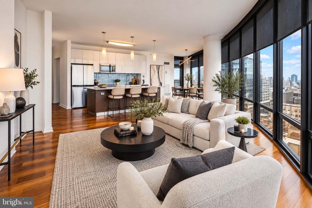 2101 MARKET STREET Unit: 1702
