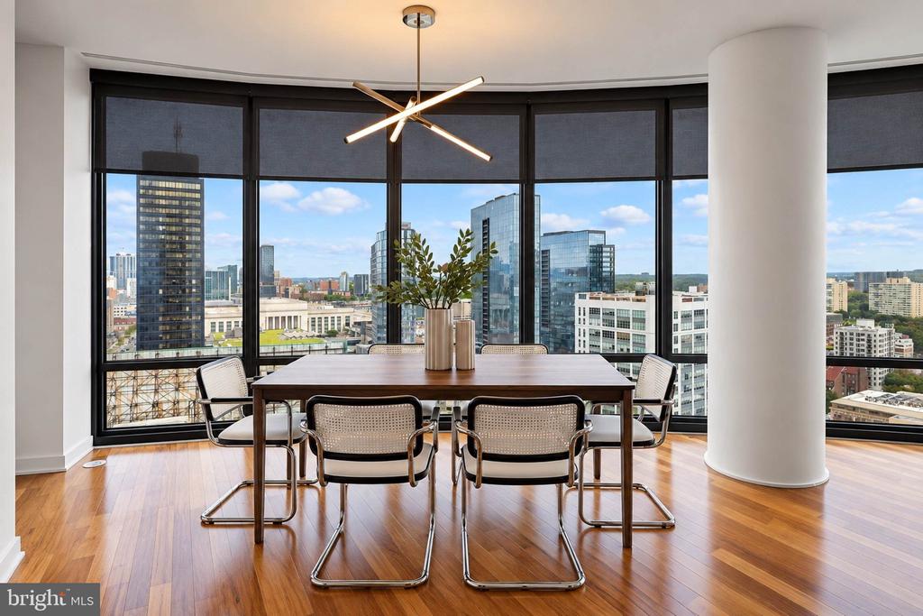 2101 MARKET STREET Unit: 1702