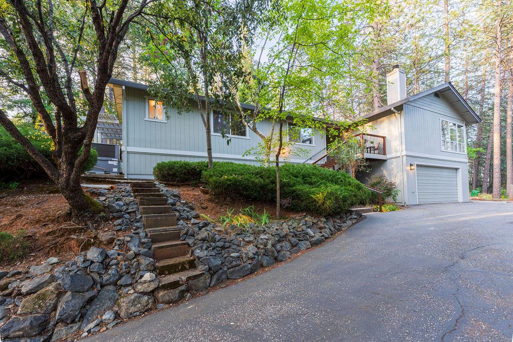 17125 Alioto Drive