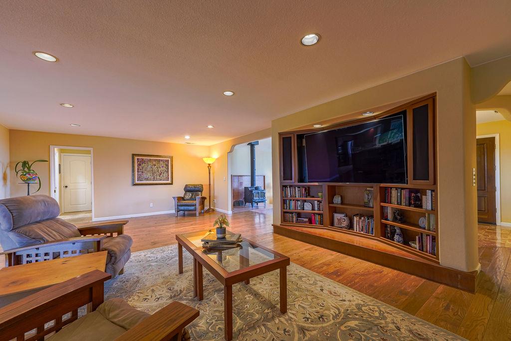 13420 Mesa Drive