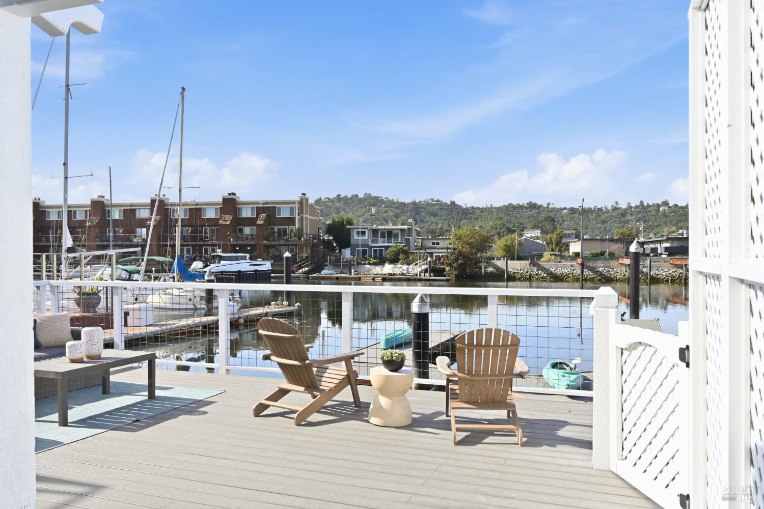 22 Mooring Road