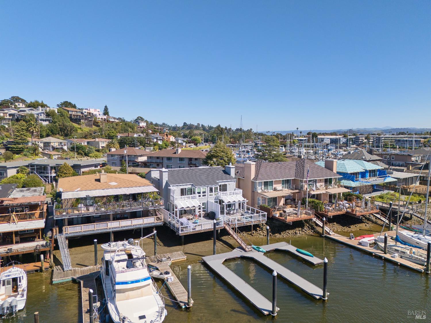 22 Mooring Road