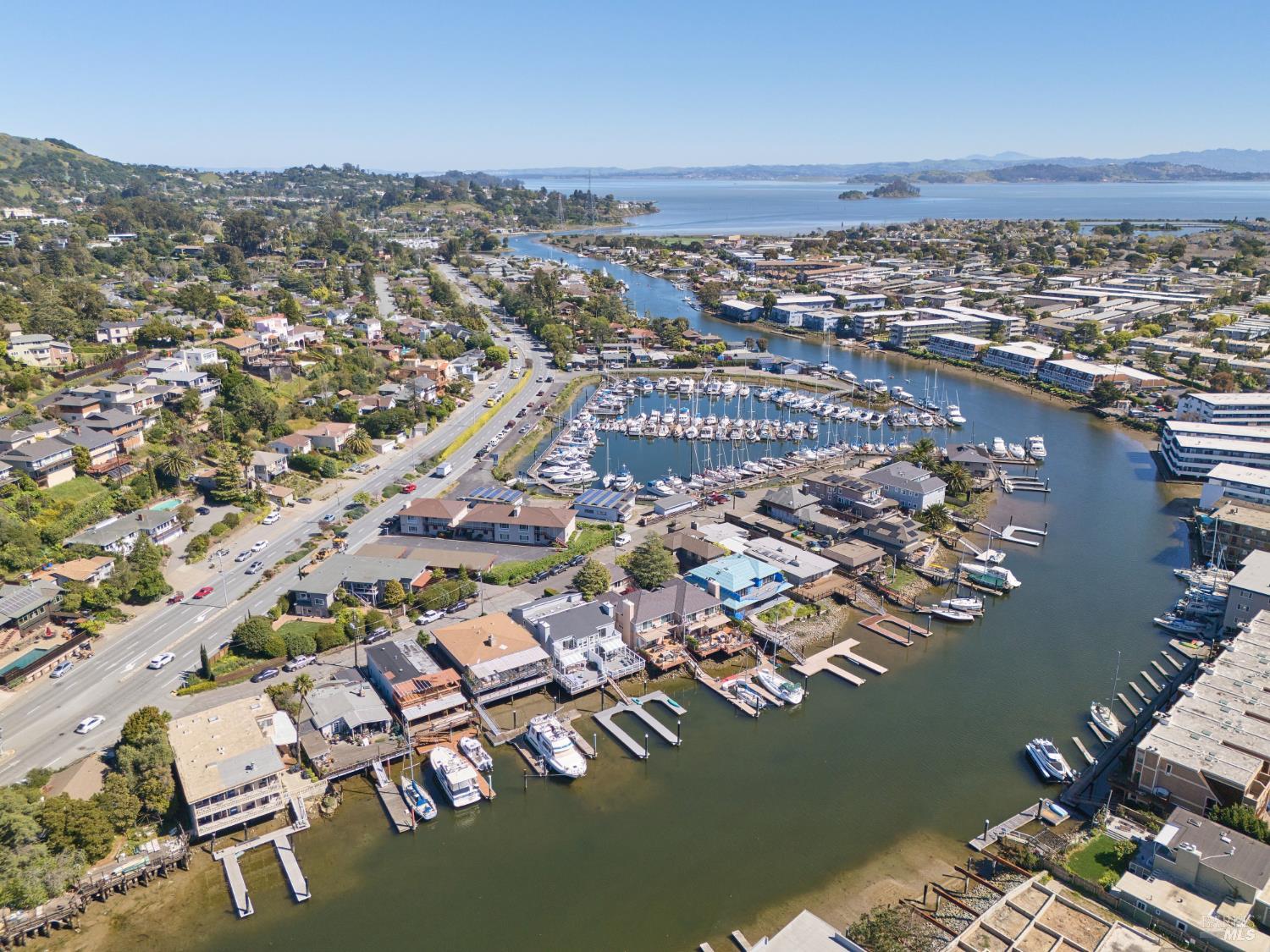 22 Mooring Road