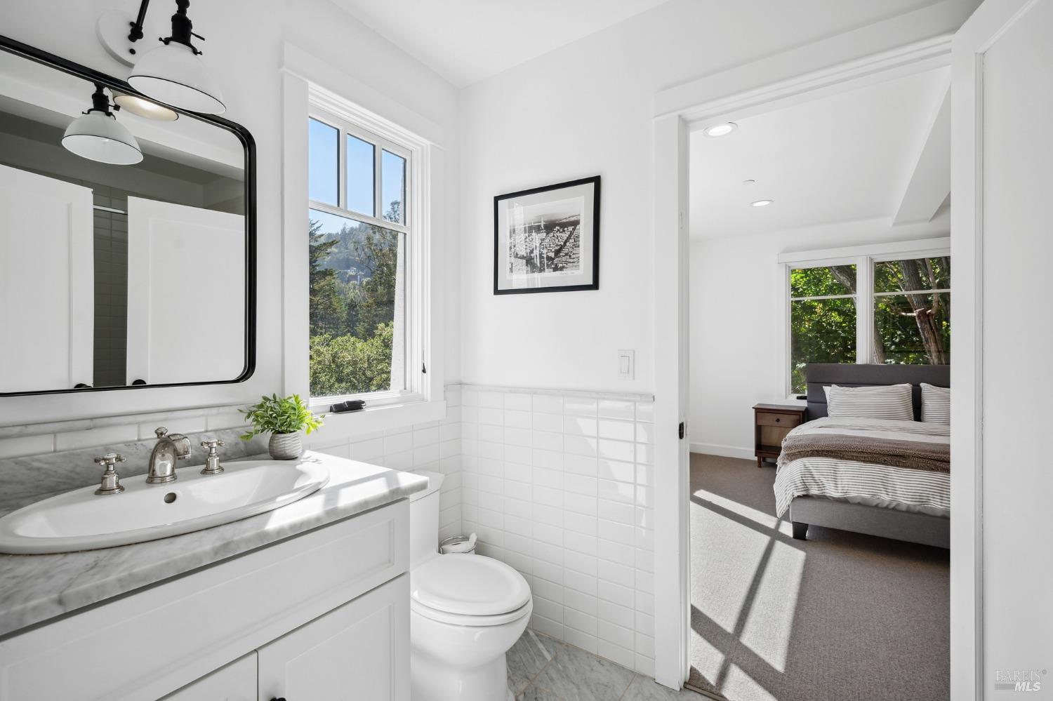 516 Throckmorton Ave