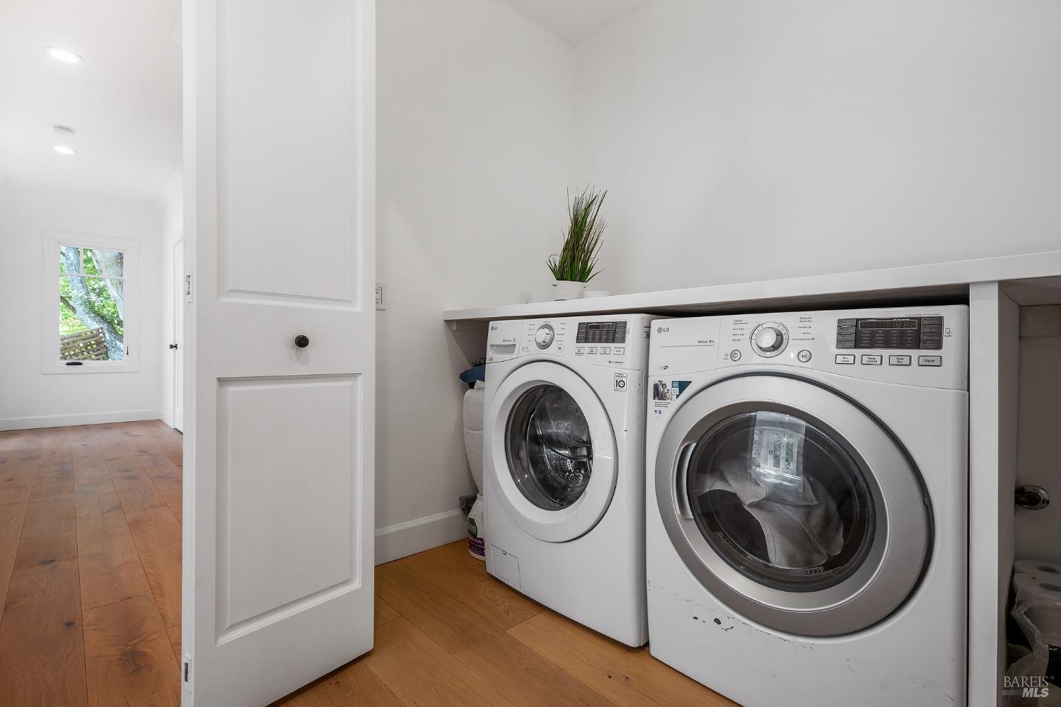 516 Throckmorton Ave