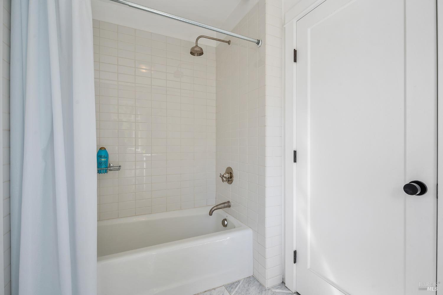 516 Throckmorton Ave