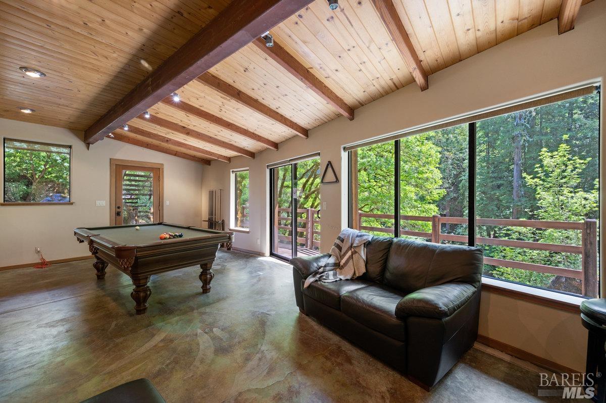 177 Mohrhardt Ridge Rd