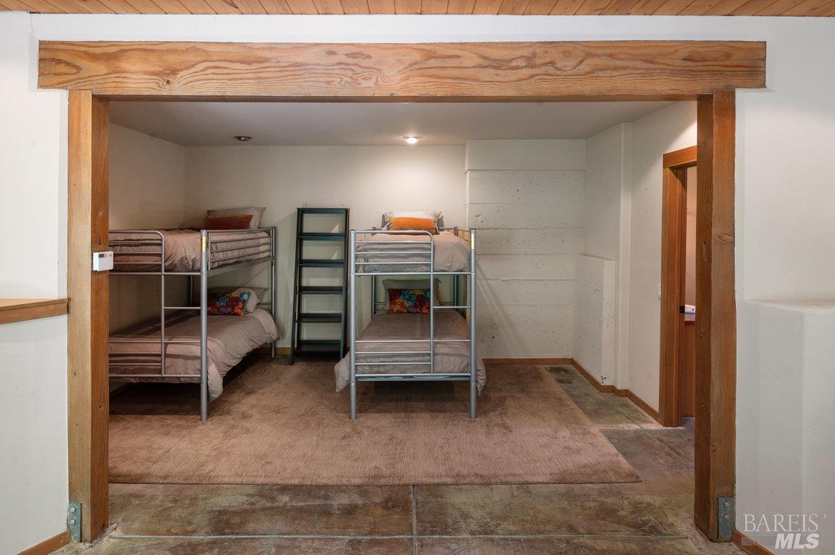 177 Mohrhardt Ridge Rd