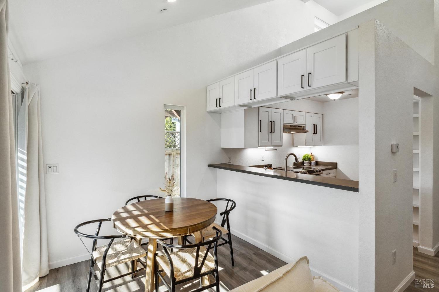 150 Courtyards E #150